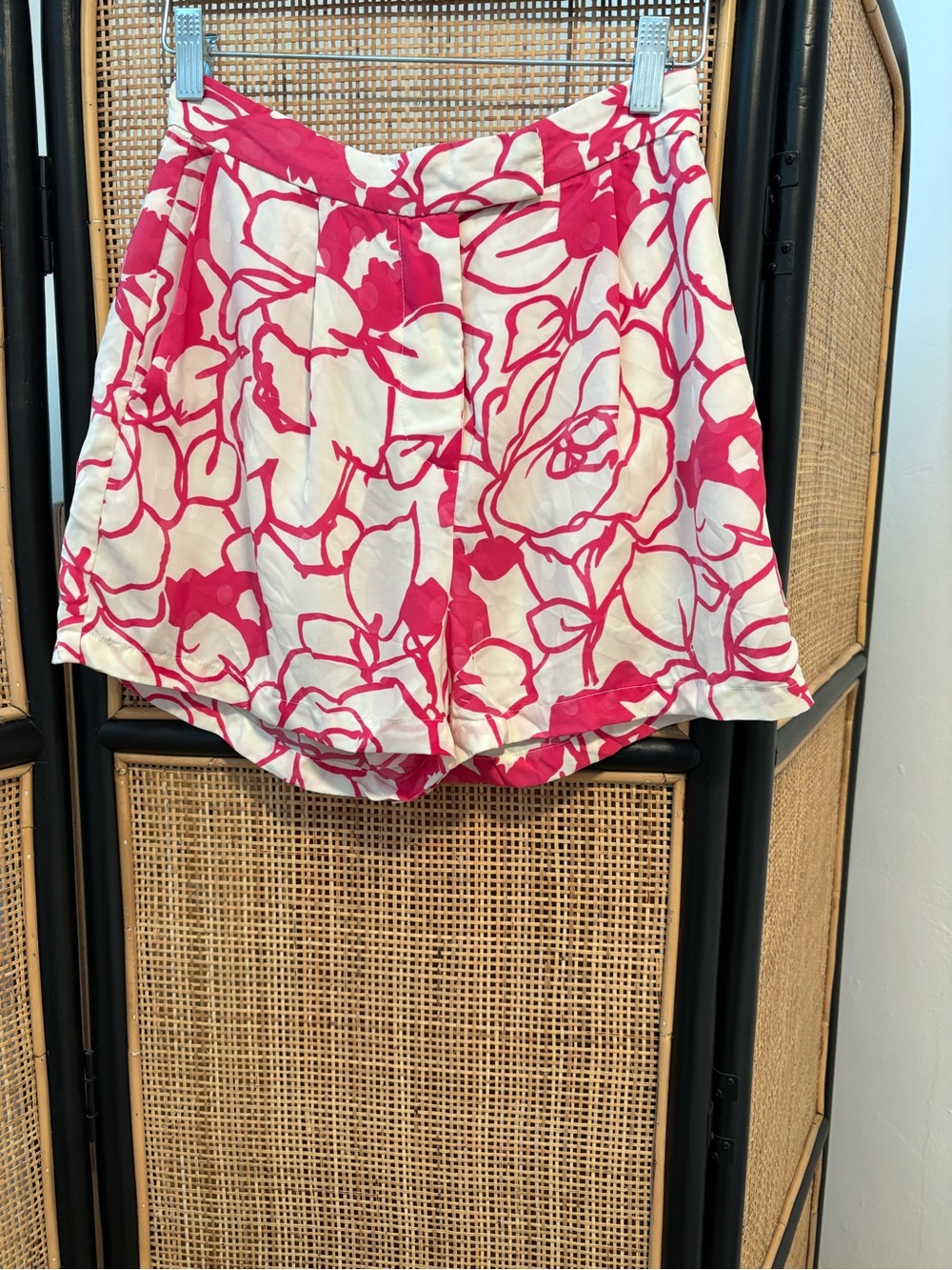 Ronny Kobo White with Pink Floral Shorts - Picture 3 of 6